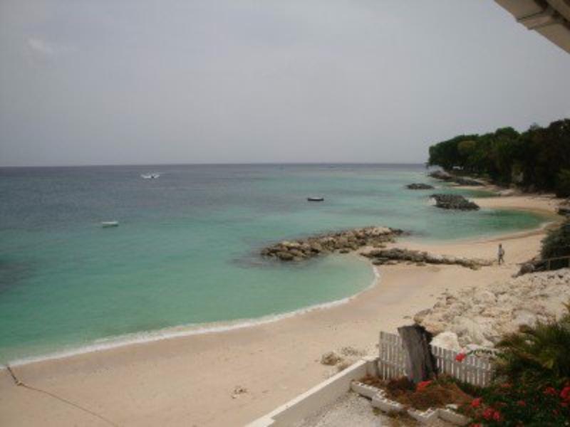 The Hole Starfish Discovery Bay מראה חיצוני תמונה